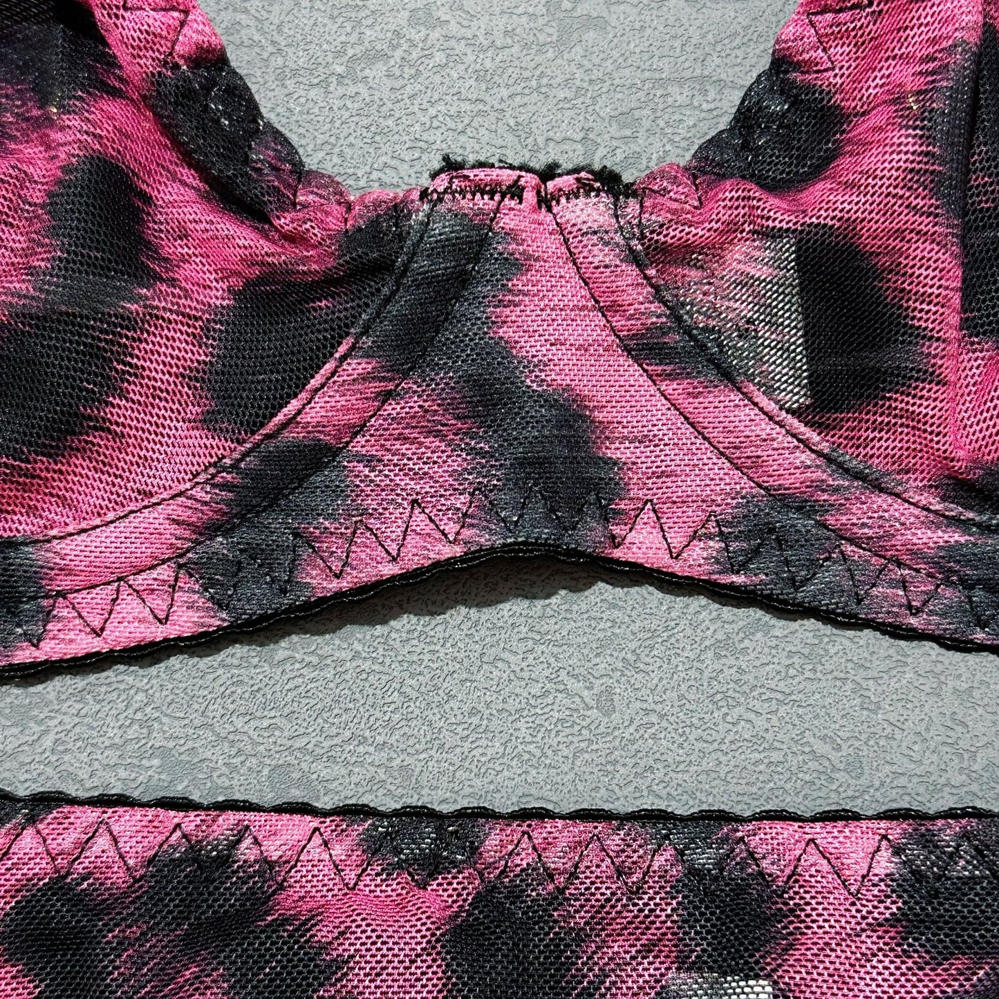 Halloween Leopard Lingerie 5-Piece Set — Bra, Thong, Garter Belt, Over-knee Stockings & Choker